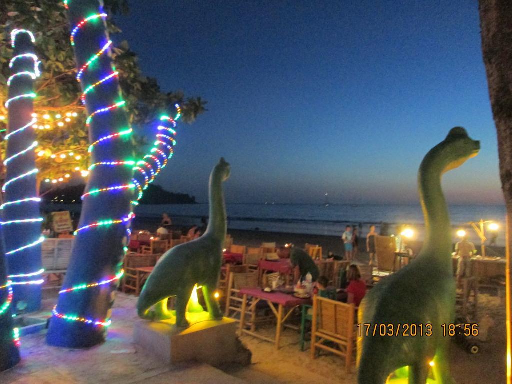 Cha-Ba Bungalow & Art Gallery Ko Lanta エクステリア 写真